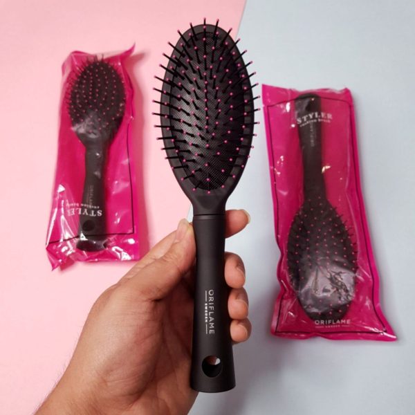 برس مو اوریفلیم ORIFLAME مدل استایلر کوشن براش styler cushion brush 